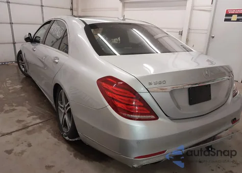 2016 Mercedes-Benz S 550 4Matic z USA, uszkodzony, nr VIN WDDUG8FB2GA227592